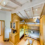 Tiny-Chalet