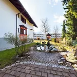 Tiny-Chalet