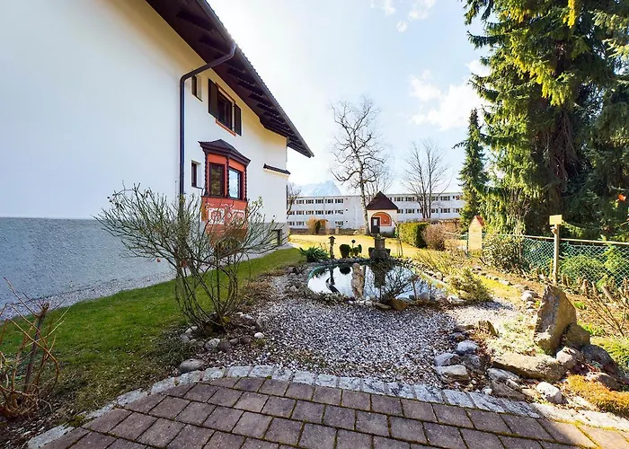 Tiny-Chalet